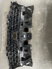 фото thumb №1, Решётка радиатора toyota yaris cross чёрный блеск