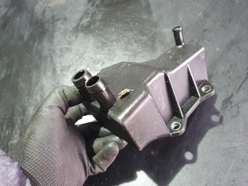 фото thumb №13, Saab 9-5 2.3t 21340443 пластик корпус бак