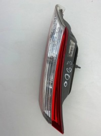 фото thumb №10, 2016 toyota corolla e160 e170 лампи задньої кришки багажника 091120152
