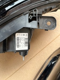 фото thumb №3, Лампа левая правая renault clio v 2019 full led перед 260609987r 260100902r