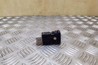 фото thumb №1, Панель переключателей toyota avensis verso _m2_ 191333 2.0l дизель 85kw