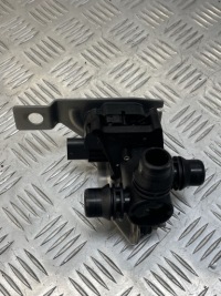 Купить Mercedes клапан воды распределитель a0005061500, фото thumb