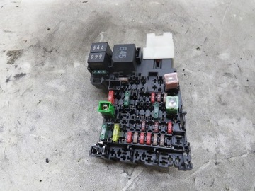 фото thumb №1, Коробка запобіжників 1.6 tdi passat b8