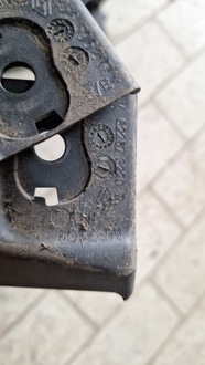 фото thumb №7, Направляющая кронштейн пластик брызговик renault kadjar 622565962r 622573220r