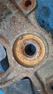 фото thumb №4, Поворотний кулак ліва volvo v60 s60 10-18r 2.0 d3