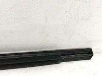 фото thumb №9, Молдинг уплотнитель правый задняя mercedes w205 c-klasa