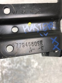 фото thumb №5, Master iii iv направляющая дверь раздвижных 777946809r