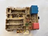 Toyota avensis 3 t27 коробка предохранителей 8273-05720 Недорого, фото thumb