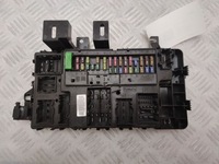 фото thumb №1, Ford mustang vi 2016 рамка / модуль предохранителей fr3t15604bh