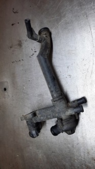 фото thumb №1, Корпус термостата 03c121111b vw polo 9n 1.2b