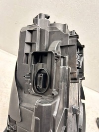 фото thumb №9, Porsche macan 95b рестайлінг 2022 лампи led перед передні комплект ліва права