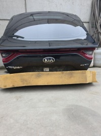 фото thumb №9, Kia stinger крышка зад