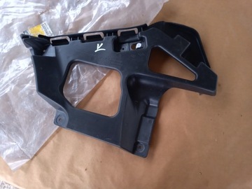 фото thumb №1, Ковзун бампера лівий зад megane ii combi 8200146044