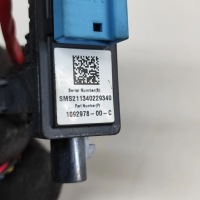 Tesla model y 2021 левая сторона камера на крыле боковой Недорого, фото thumb