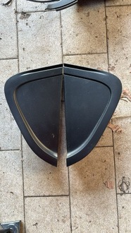 фото thumb №1, Заглушка крыльев правая левая dacia sandero iii 788722409r 788739973r