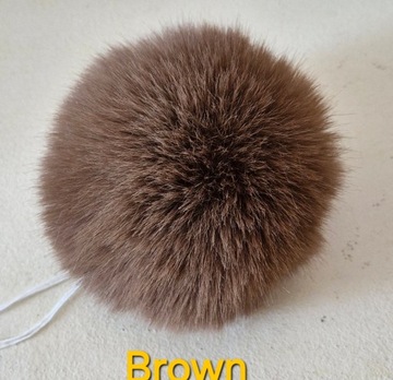 POMPON FUTRZANY DO CZAPKI KRÓLIK ANGORA 8CM.
