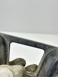 фото thumb №10, Ползун бампера зад audi a2 i 8z0807855a