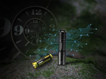 Ручной фонарик Fenix ​​E01 V2.0 черный E01V2.0 черный МИНИАТЮРНЫЙ LED