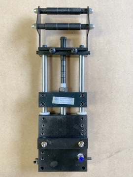 Podajnik pneumatyczny do blachy 150 mm 4500 netto