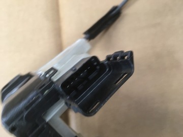 фото thumb №12, Замок дверь правые левый зад peugeot 2008 ii psa305601 psa305593