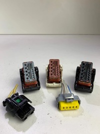 фото thumb №7, Разъёмы штекер колодка коробка предохранителей bsm r07 peugeot 1007 207