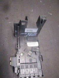 Купить Предохранители аккумулятор peugeot 5008 1 09-13r 9666527580, фото thumb