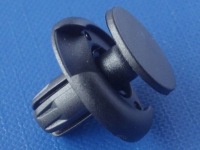 фото thumb №3, 10x ford fiesta 6 kuga клипса штифт 8 накладки порог