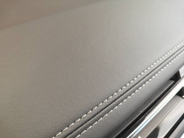 фото thumb №15, Bmw 2 active tourer u06 оригінальна консоль панель роздавальна шкіра чорна