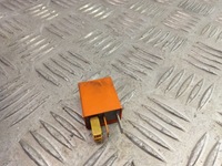 фото thumb №1, Toyota avensis t250 2005 реле