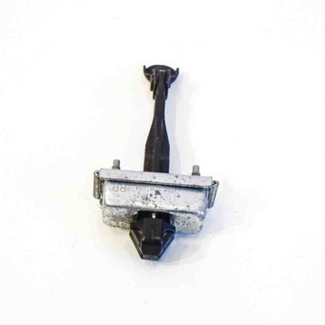 фото thumb №1, Ограничитель задних левых дверь chevrolet volt eflexrr 11016122 1.4l 111kw