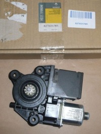 фото thumb №1, Двигун підйомника вікон renault scenic iii правий ty