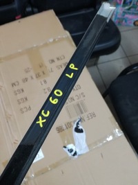 фото thumb №3, Volvo xc60 i 2008 - 2013 rok молдинг уплотнитель дверь левый перед