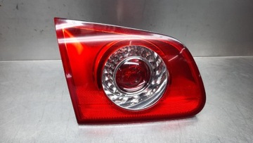 фото thumb №1, Лампа зад задняя левая крышка 3c9945093 vw passat b6 универсал 05-10r 2.0 tdi