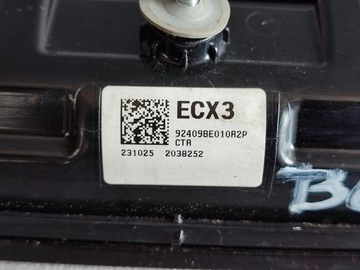 фото thumb №12, Hyundai kona ii 2022- лампа середня задня зад накладка 92409-be000