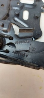 фото thumb №7, Bmw x1 - петля капот правий usa