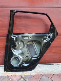 фото thumb №15, Правые задние дверь планка audi a1 s1 ii 82g gb 18-