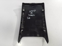 фото thumb №1, Nissan leaf ii 2020 заглушка пластик тунель задня