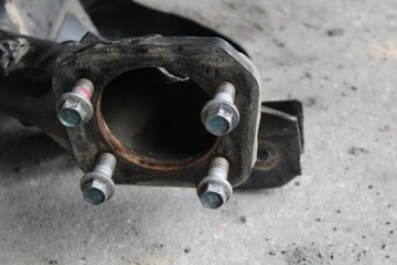 фото thumb №10, Балка подвешивание зад задняя yaris iii барабаны состояние bdb оригинал