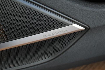 фото thumb №7, Оббивка обшивки двері комплект audi a8 довгий 4n d5