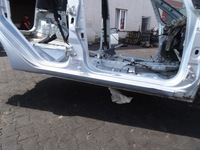 фото thumb №1, Поріг правий перед mitsubishi colt 5d