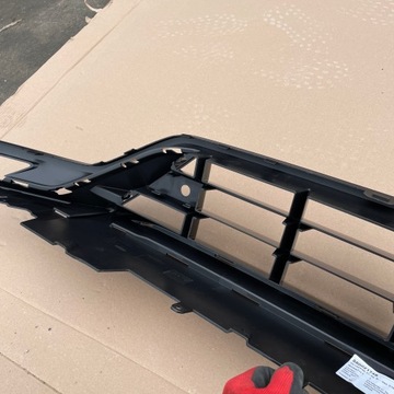 фото thumb №16, Решітка бампера спойлер volvo xc90 ii r-design 31663528 оригінал нова