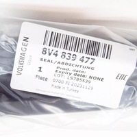 фото thumb №7, Audi a3 sportback 8v прокладка стёкла дверь задних левых 8v4839477 oem