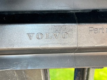 фото thumb №10, Volvo s60 ii планка накладка порогова ліва 32270136