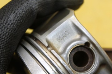 фото thumb №10, Поршень шатун шату́н toledo ii 2.3 b 021e 81l53 aqn