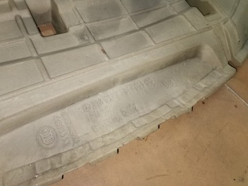 Mercedes W213 A2136827101 Задняя полка