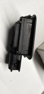 фото thumb №4, Мікровимикач кришки land rover range evogue discovery