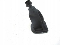 фото thumb №1, Чохол toyota yaris iv 2017-2019r 6 передач