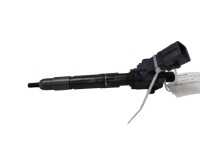 фото thumb №1, Инжектор volvo v40 cross country 526 31336878 2.0l дизель 88kw 2017