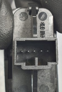 фото thumb №4, Кнопка блокировка замка volvo v50 30773333