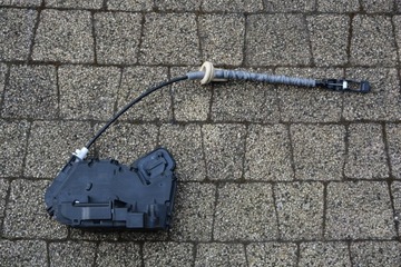 фото thumb №1, Замок двері лівий зад vw passat b8 5ta839015d